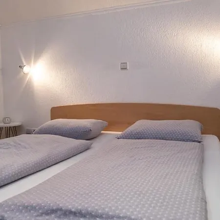 Kiki Kupres (Canton 10)